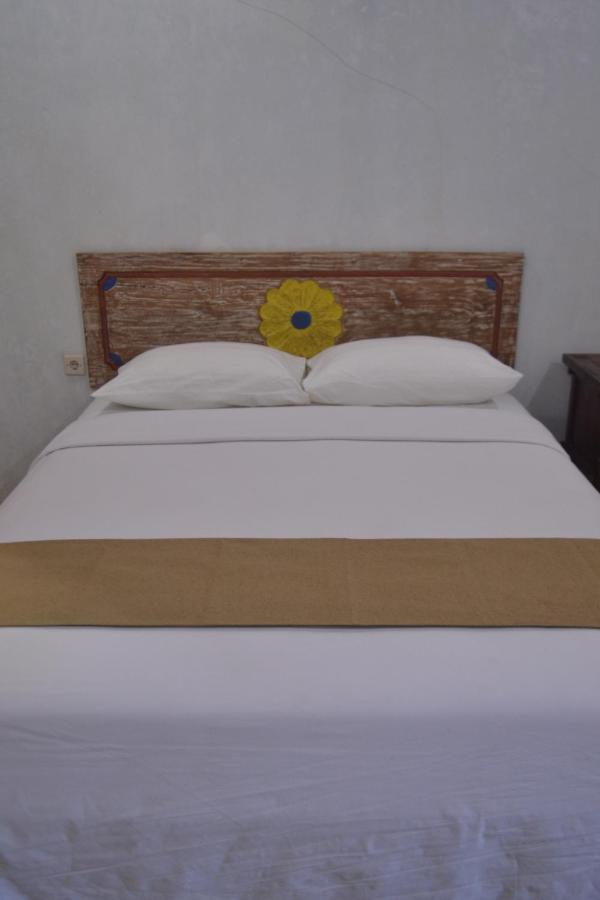 Hotel Batukaras Kalaras Luaran gambar