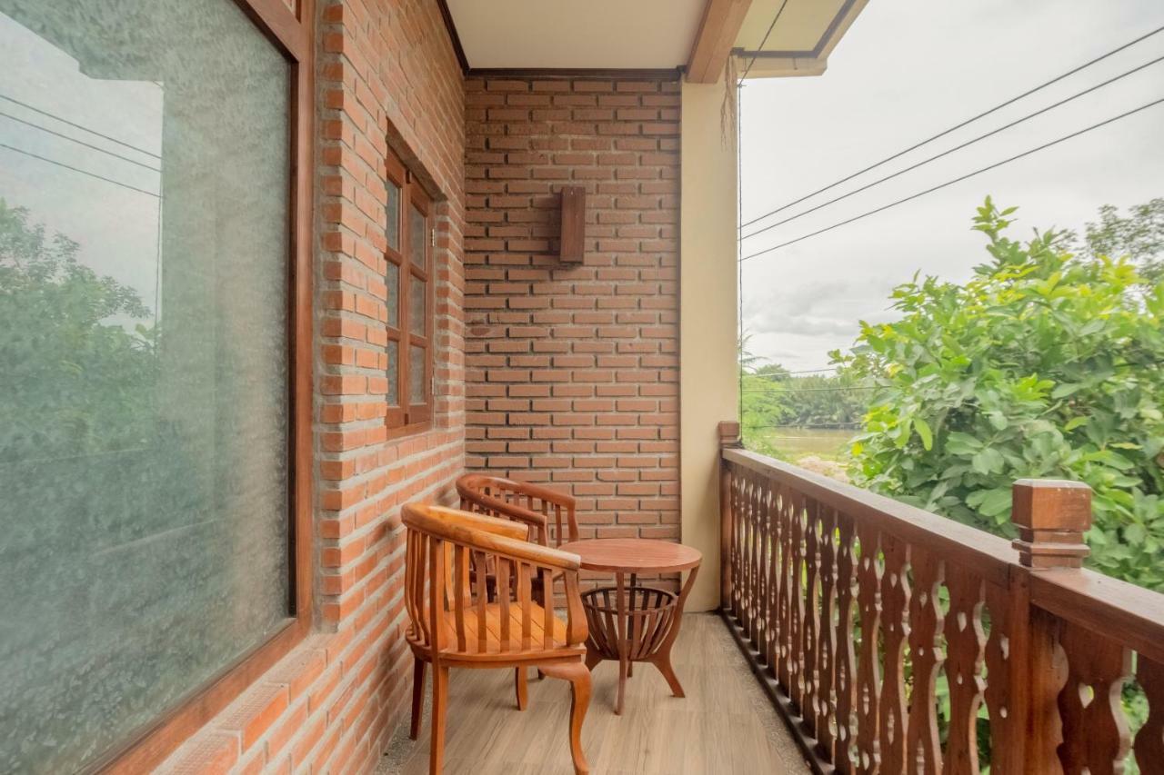 Hotel Batukaras Kalaras Luaran gambar