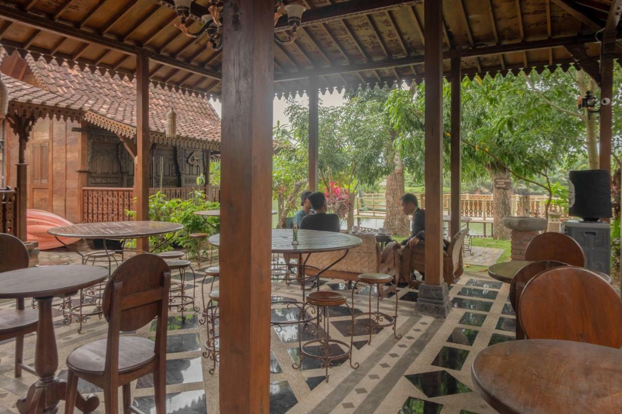 Hotel Batukaras Kalaras Luaran gambar