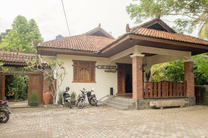 Hotel Batukaras Kalaras Luaran gambar
