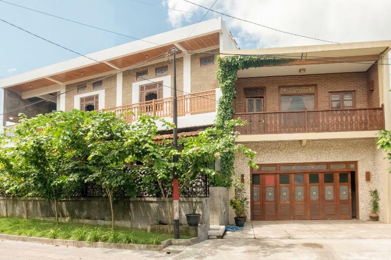 Hotel Batukaras Kalaras Luaran gambar